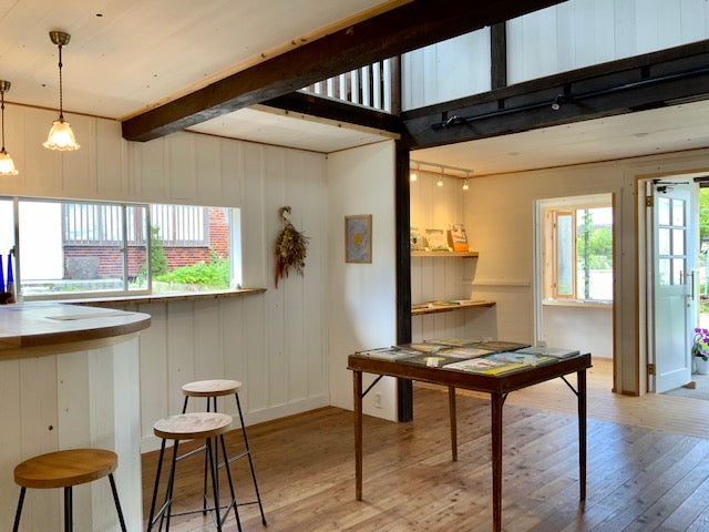 Fantasia Books & Coffee